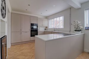 Kitchen- click for photo gallery